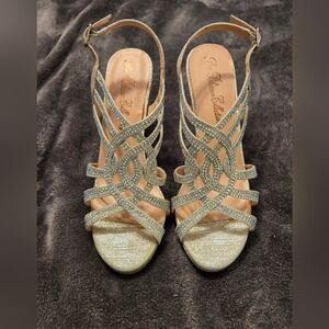 De Blossom Collection Viva 2 Silver Heels with Intricate Design